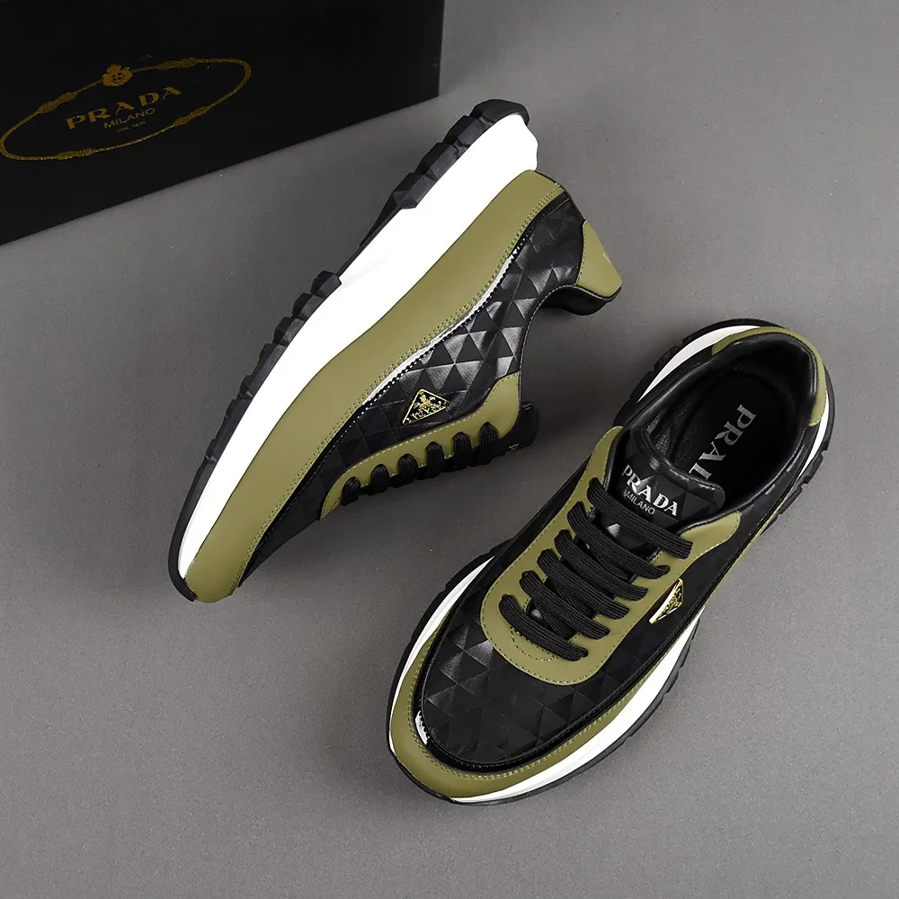 PP440👟👟👟[PRADA-Prada] boutique series. The upper is made of first-layer cowhide, sheepskin lining, and an ultra-light soft elastic PU outsole. Men's size 38-44 (45 custom-made) (just choose according to your usual wearing size).